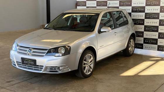 VOLKSWAGEN GOLF 1.6 MI SPORTLINE 8V FLEX 4P MANUAL VOLKSWAGEN GOLF 1.6 MI SPORTLINE 8V FLEX 4P MANUAL